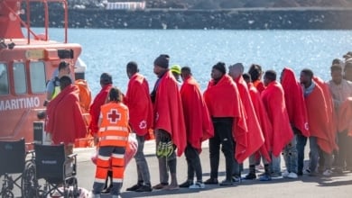 Mueren dos mujeres y una niña se encuentra grave tras el naufragio de un cayuco en el que viajaban 180 personas en El Hierro