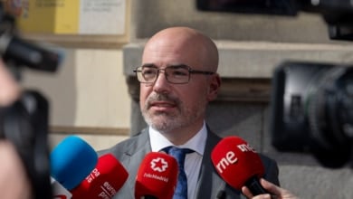 El juez Peinado imputa al delegado del Gobierno en Madrid en el 'caso Begoña Gómez'