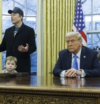 Elon Musk anuncia su salida del Gobierno de EEUU tras admitir su [...]