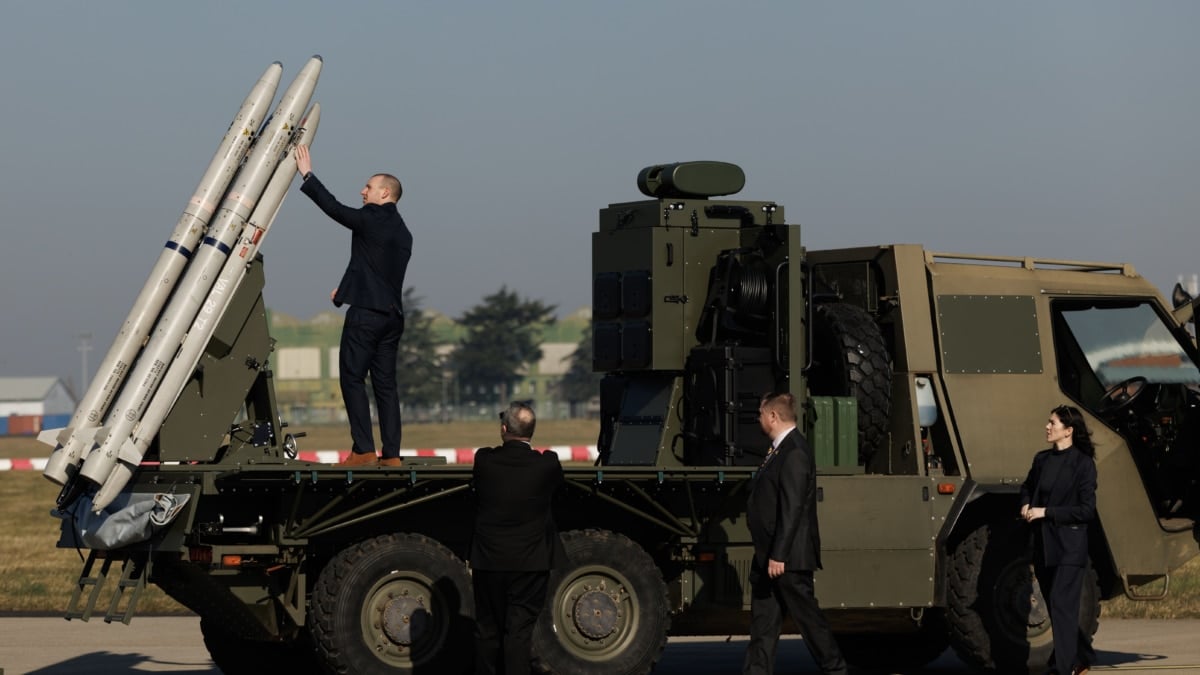 Alemania asegura que Ucrania tiene ya luz verde para usar armas de largo alcance occidentales contra territorio ruso