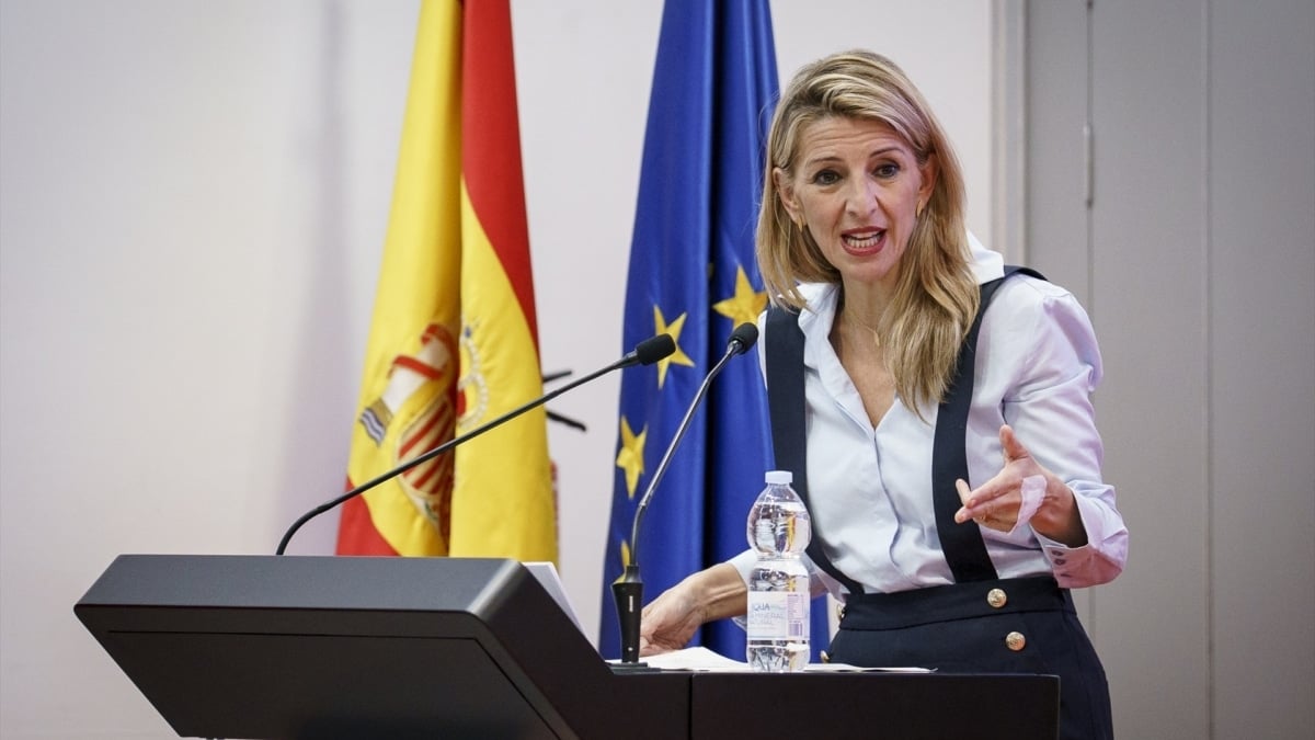 Díaz recuerda a las eléctricas que se deben al "interés general" y les pide "todos los datos" para esclarecer el apagón