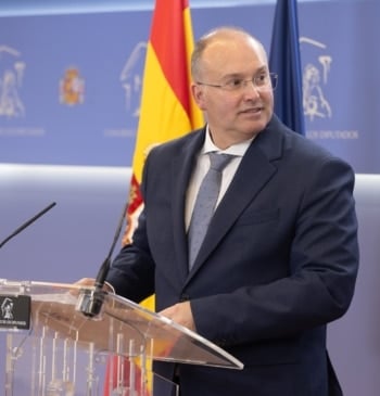 El PP acusa a los socios del PSOE de ver "tolerable la [...]