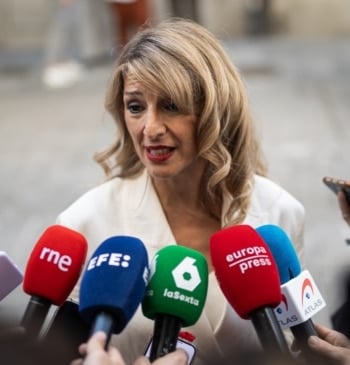 Yolanda Díaz habla del "despido de 5.000 personas" para oponerse a la [...]