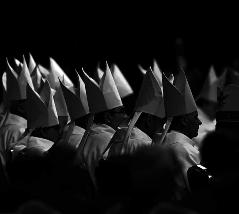 Cardenales desconocidos y cada vez menos europeos
