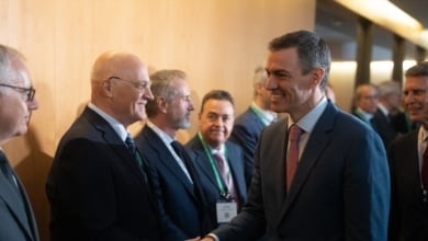 Sánchez anuncia una consulta pública sobre la OPA de BBVA a Sabadell para dar argumentos a Cuerpo para frenarla