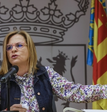 La delegada del Gobierno no recibió "datos concretos" del caudal de los [...]