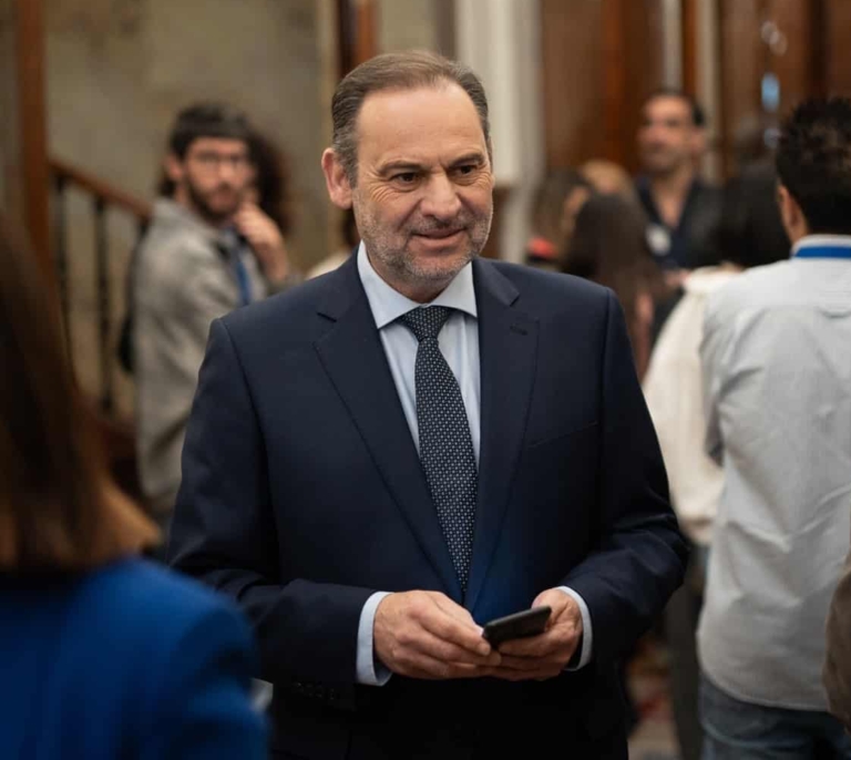 Ábalos, sobre la filtración de sus wasaps: "Ahora son otros los que están nerviosos"