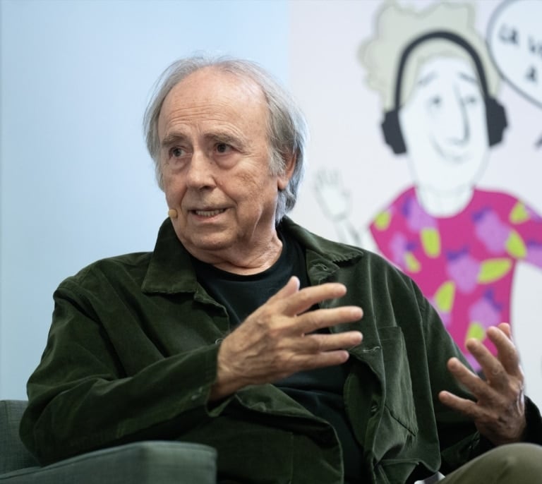 Serrat dice que nunca escribirá sus memorias porque muchas cosas "divertidas" de su vida no se pueden contar