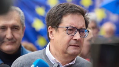 López califica de "muy grave" la filtración de los mensajes de Sánchez a Ábalos: "Es una campaña infame"