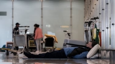 "Política inhumana": la Comunidad de Madrid señala al Gobierno por la situación de los sintecho en Barajas