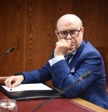 El director del Parador de Teruel niega "fiestas o destrozos" la noche [...]