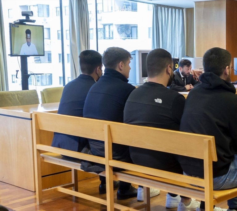 Vinicius declara que los miembros del Frente Atlético que colgaron un maniquí con su camiseta lo hicieron "por su color de piel"