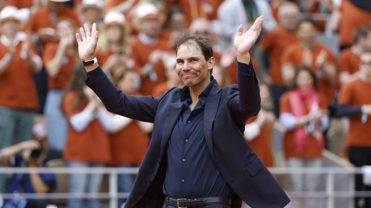 Rafa Nadal durante la ceremonia de homenaje a su carrera en Roland Garros