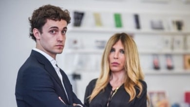El novio de Carmen Thyssen, uno más en su familia, arropa a Tita Cervera en una cita muy especial