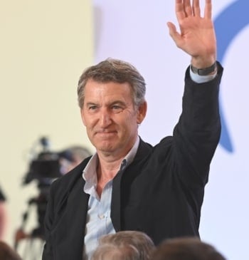 Feijóo: "El Congreso de 2022 fue para arreglar problemas del PP y [...]