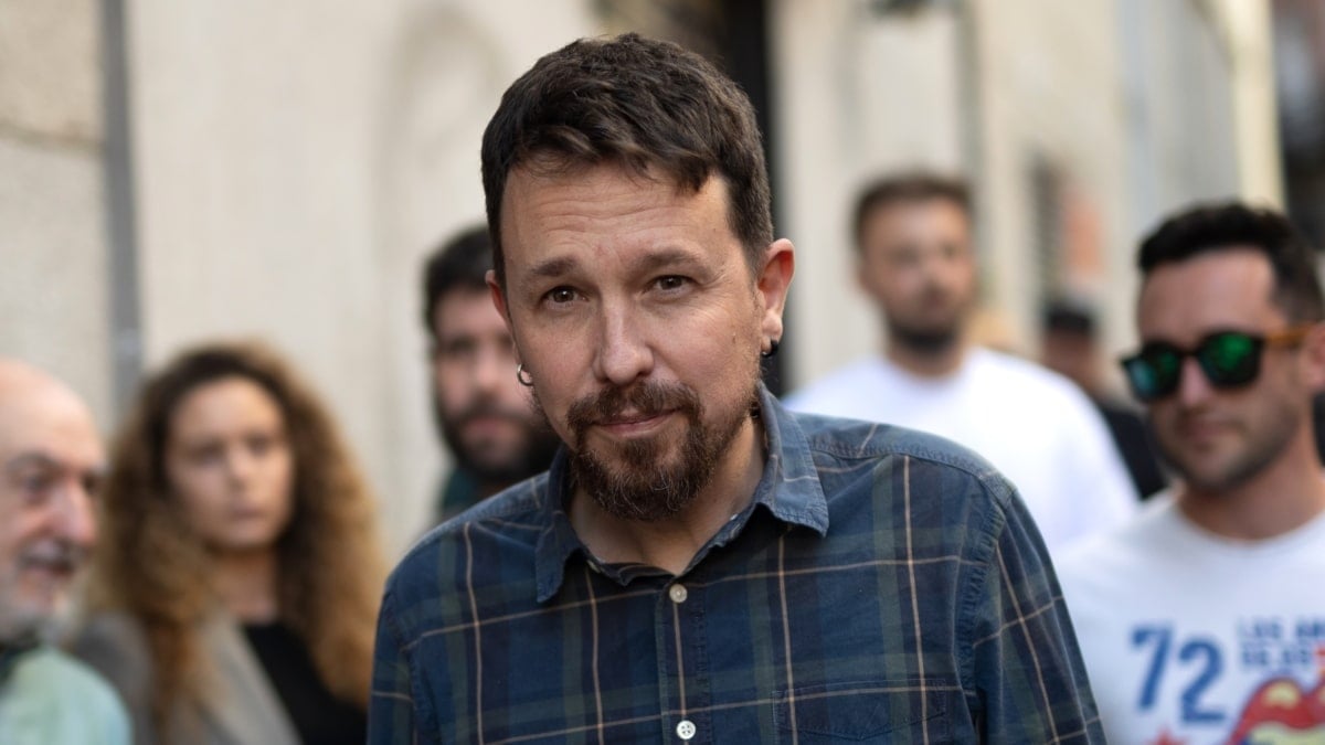 El exvicepresidente y exsecretario general de Podemos Pablo Iglesias, a su llegada a la presentación de su nuevo libro 'Enemigos íntimos'