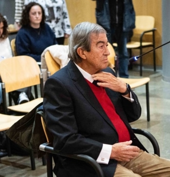 Álvarez-Cascos, absuelto del delito de apropiación indebida al no haber presentado recursos