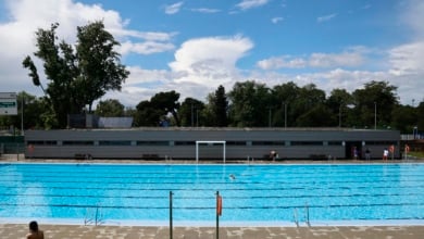 Así puedes comprar el bono de 10 usos para las piscinas de verano en Madrid