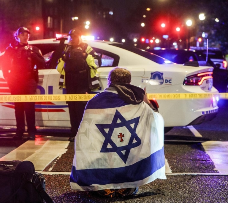 Asesinados a tiros en Washington al grito de "Palestina libre" dos empleados de la embajada israelí