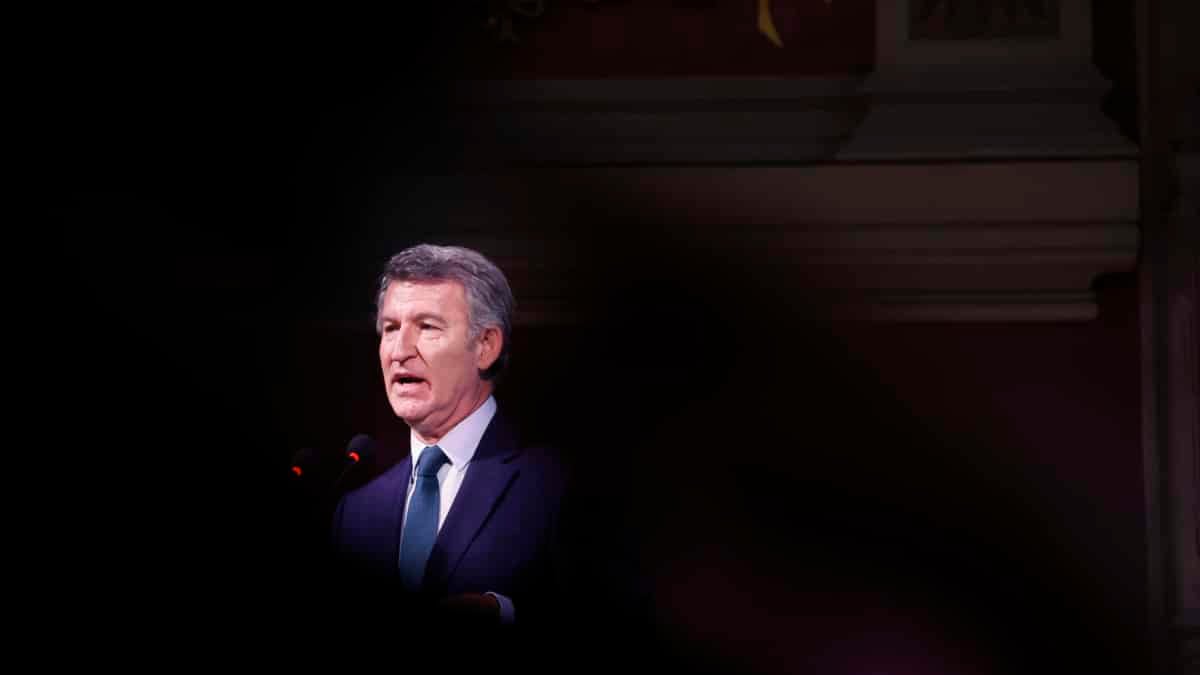 El líder del Partido Popular, Alberto Núñez Feijóo, participa en el 'Foro libertad y democracia' celebrado este miércoles en el Ateneo de Madrid.