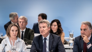 Feijóo presenta su candidatura al congreso del PP para "volver a ganar a Sánchez" y gobernar: "Adiós a los egos, las mentiras y la corrupción"