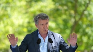 Feijóo no cierra la puerta a Vox y Junts, pero reclama un apoyo masivo al PP para sacar de Moncloa a Sánchez "sin ataduras"