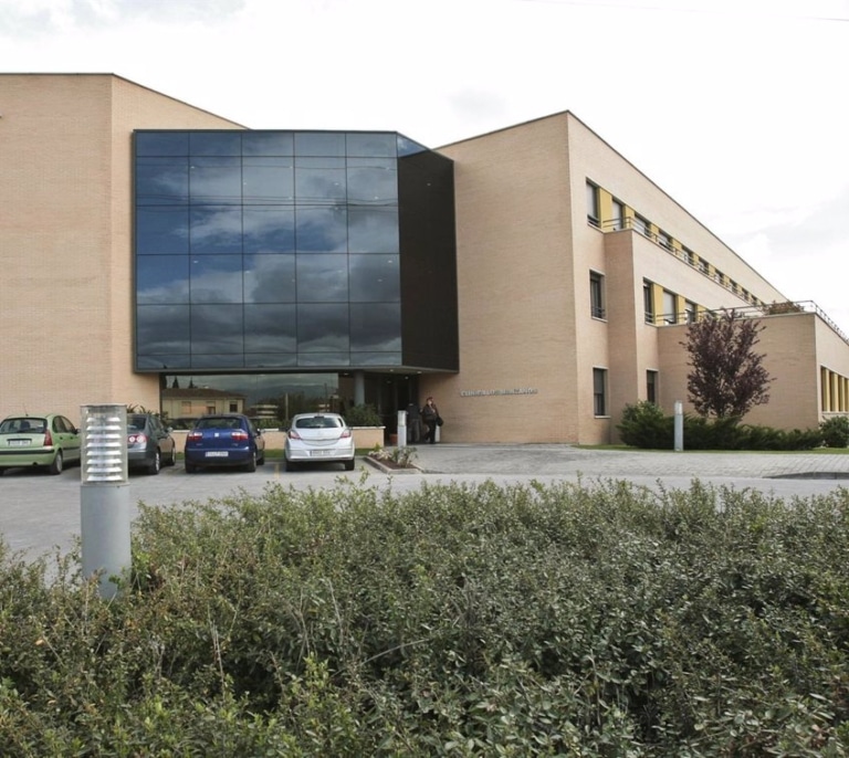 Herida una mujer de 38 años tras la colisión entre un turismo y un patinete en Logroño