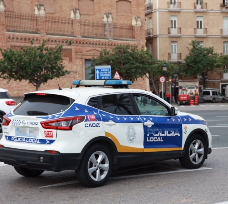 Detenidos dos sospechosos por agredir a un agente y robar en un hotel
