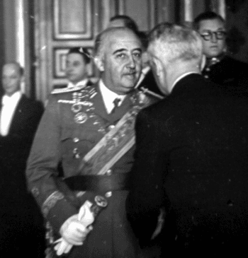 Transparencia ordena al Gobierno facilitar documentos de un Consejo de Ministros franquista