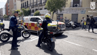 Un joven hospitalizado tras recibir una puñalada en el cuello en el centro de Madrid