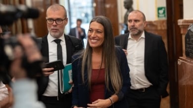 Junts insiste en su veto a la reducción de jornada y tensa la cuerda con Yolanda Díaz a la espera de una reunión