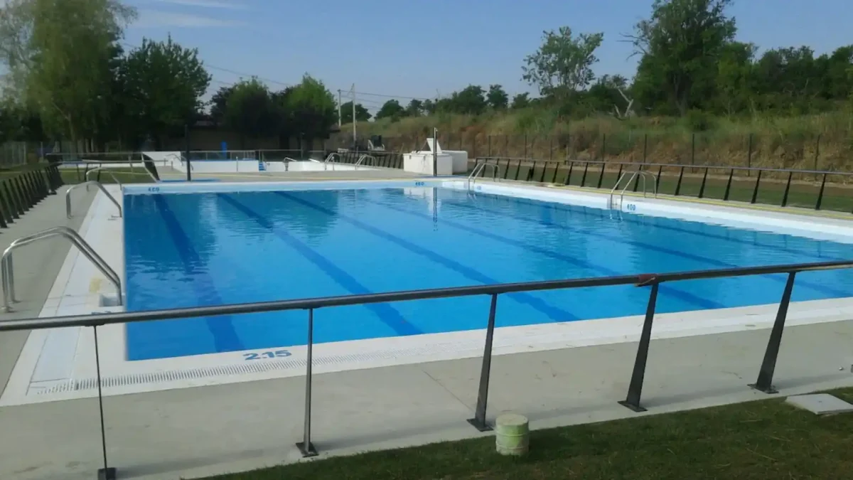 Muere ahogado un hombre de 65 años en piscina de San Miguel de Salinas