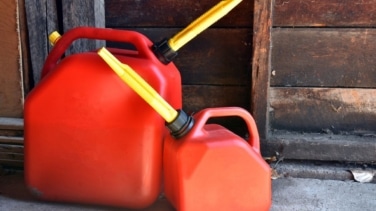 ¿Es legal guardar gasolina en casa?