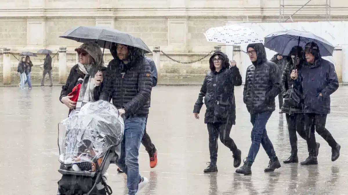 Las lluvias se centrarán mañana en el este peninsular, 9 provincias con máximas de 26ºC y Sevilla con 31ºC