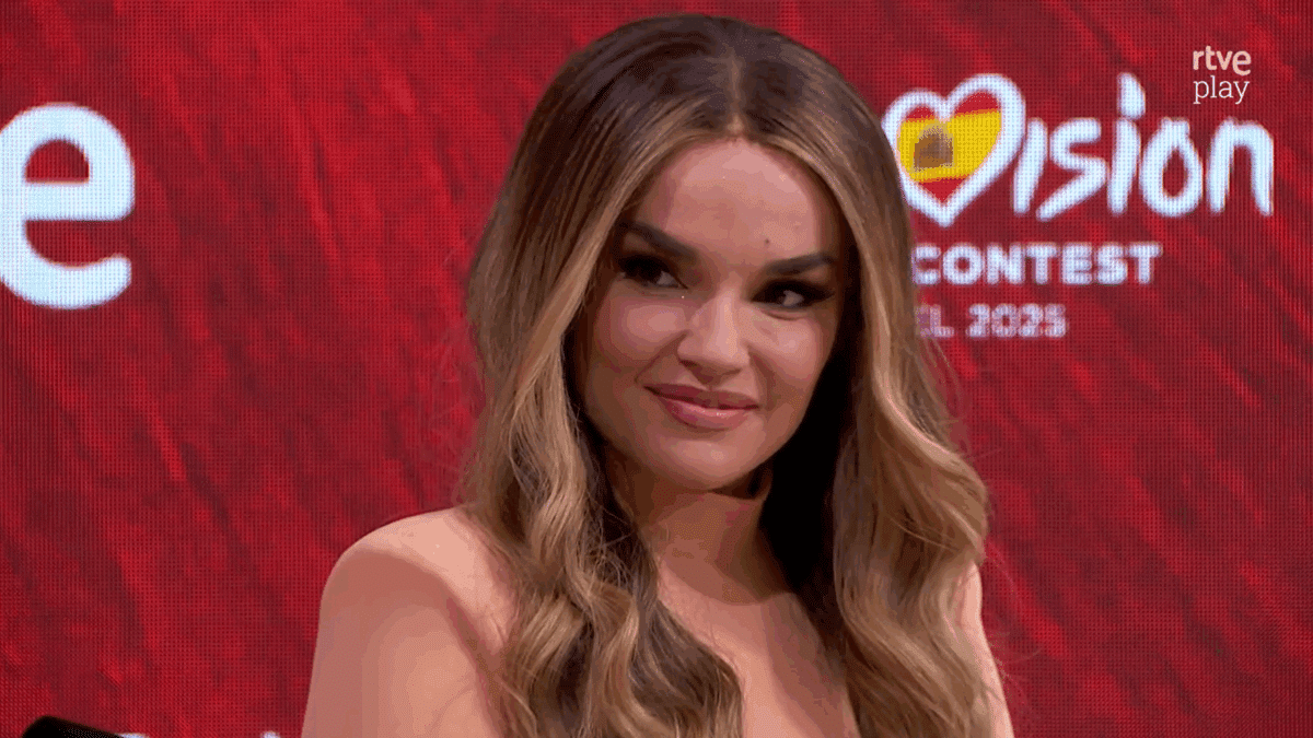 Melody atendió a los medios de comunicación en la sede de RTVE nueve días después de la final de Eurovisión 2025
