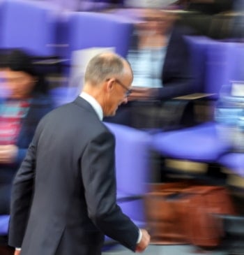 Friedrich Merz no logra ser elegido en la primera votación como canciller [...]