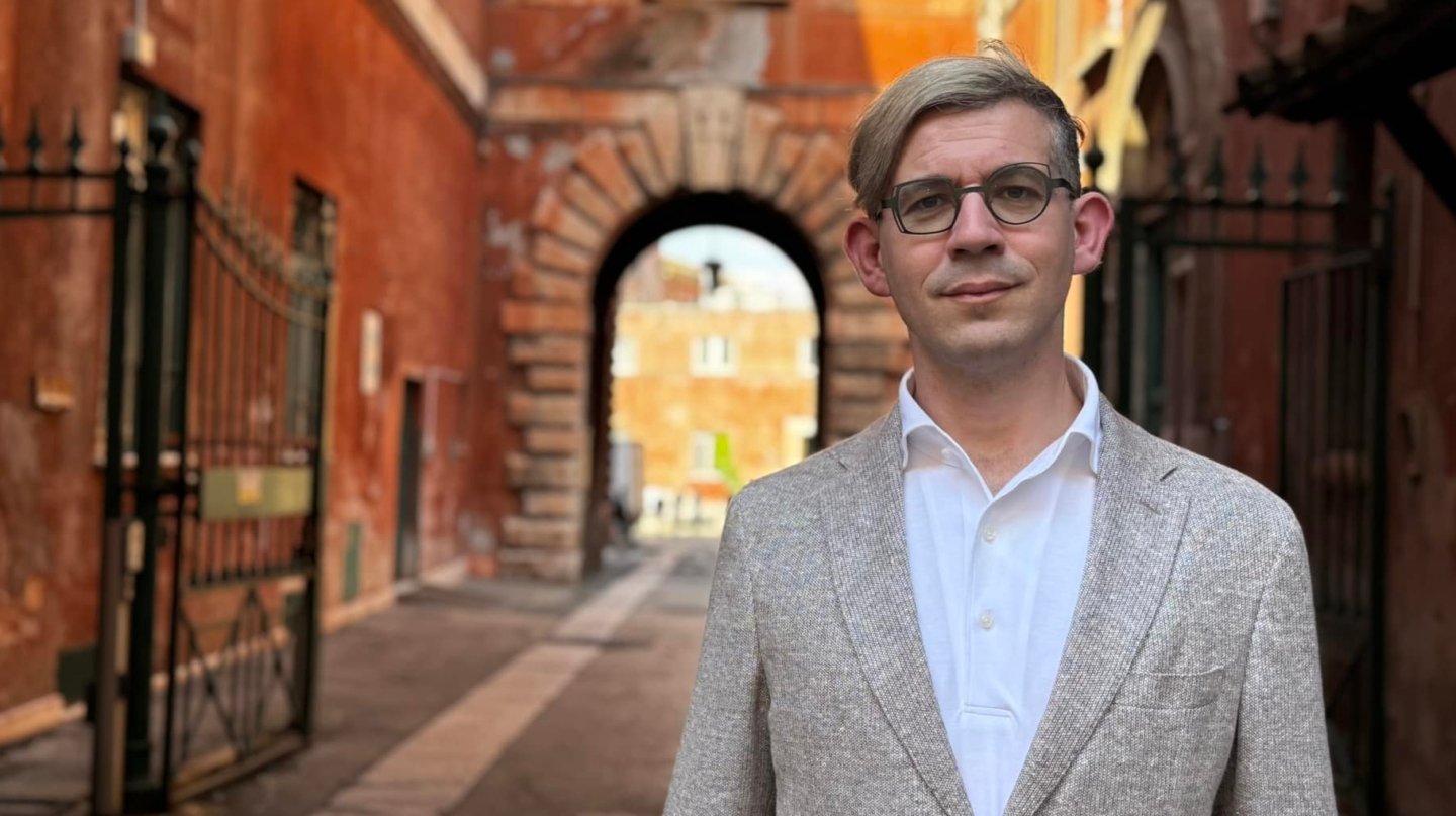 "A diferencia de Francisco, León XIV será un Papa burocrático que arregle los problemas de gobierno de El Vaticano"
