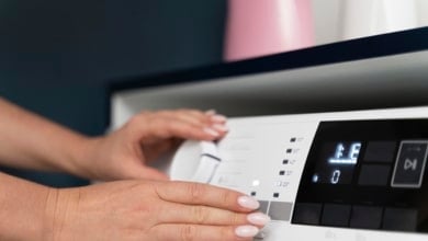 Precio de la luz hoy, 6 de mayo de 2025: esta es la hora más barata y más cara