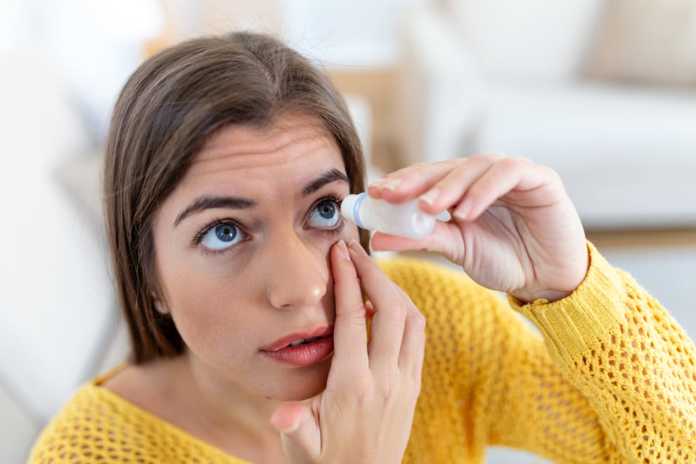 Estas lentillas permiten ver en la oscuridad