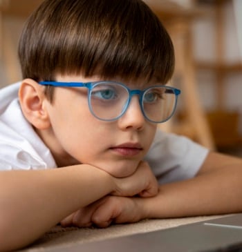 Cómo solicitar la nueva ayuda para gafas y lentillas: requisitos y todo [...]