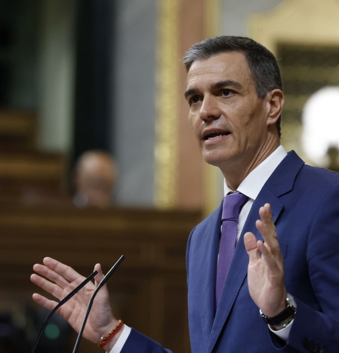 El Evangelio sanchista en wasaps
