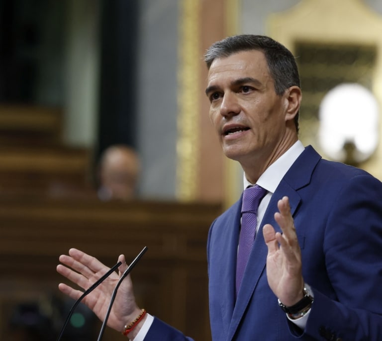 El Evangelio sanchista en wasaps