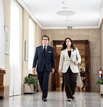 Vox acusa a la Mesa del Congreso de prohibir el preestreno de [...]