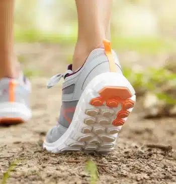 Hacer 10.000 pasos diarios o caminar 30 minutos, son recomendaciones que han [...]
