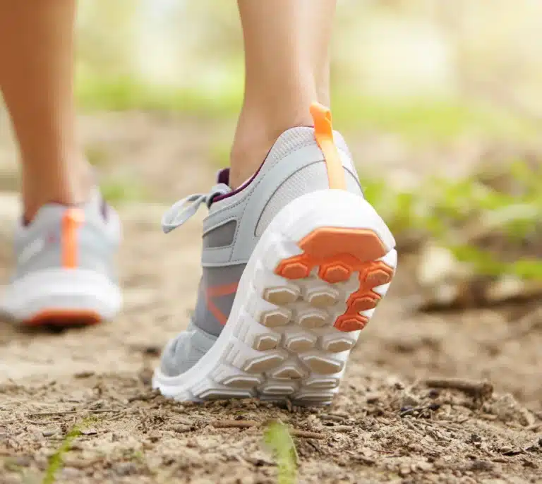 Hacer 10.000 pasos diarios o caminar 30 minutos, son recomendaciones que han quedado obsoletas