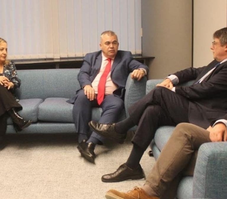 La 'fontanera' y su jefe