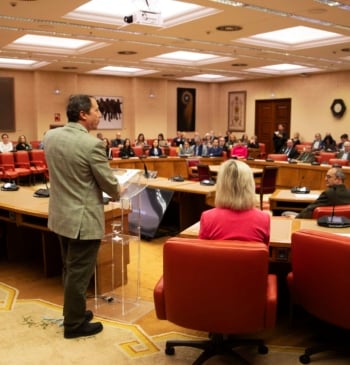 Alfonso Bauluz, presidente de RSF recibe el Premio Victoria Prego a la [...]