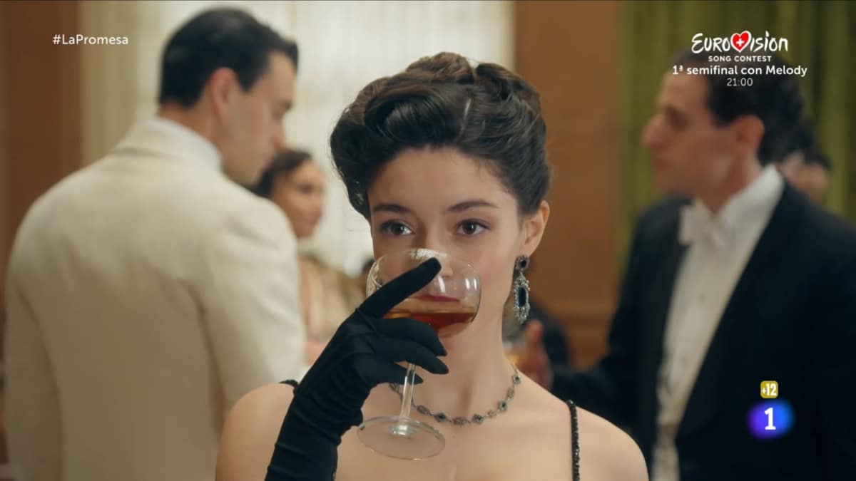 Marta Costa interpreta a Ángela en 'La Promesa', el serial de época que emite La 1 de TVE de lunes a viernes (18.00)