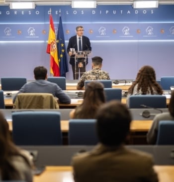 El Congreso da el primer paso para reformar su reglamento y poder [...]