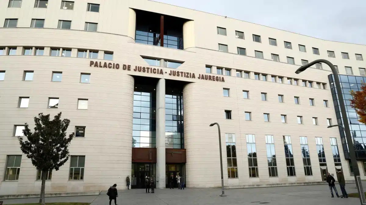 La Audiencia de Navarra condena a 7 años de prisión a un hombre que violó a una conocida en Pamplona